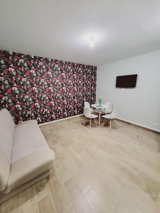 Family Flat Stade De France Airport Cdg Le Bourget "Appart'7" Pierrefitte-sur-Seine Ngoại thất bức ảnh
