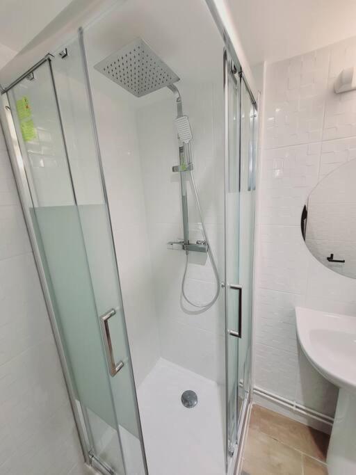 Family Flat Stade De France Airport Cdg Le Bourget "Appart'7" Pierrefitte-sur-Seine Ngoại thất bức ảnh